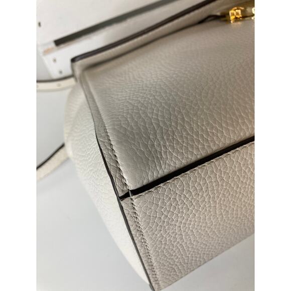 MICHAEL KORS, MEDIUM IVORY PEBBLED LEATHER CROSSBODY BAG - Picture 10 of 16